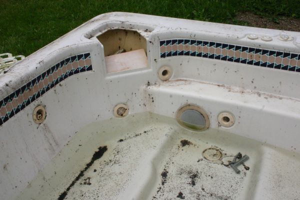 Spa Removal Service in Doylestown